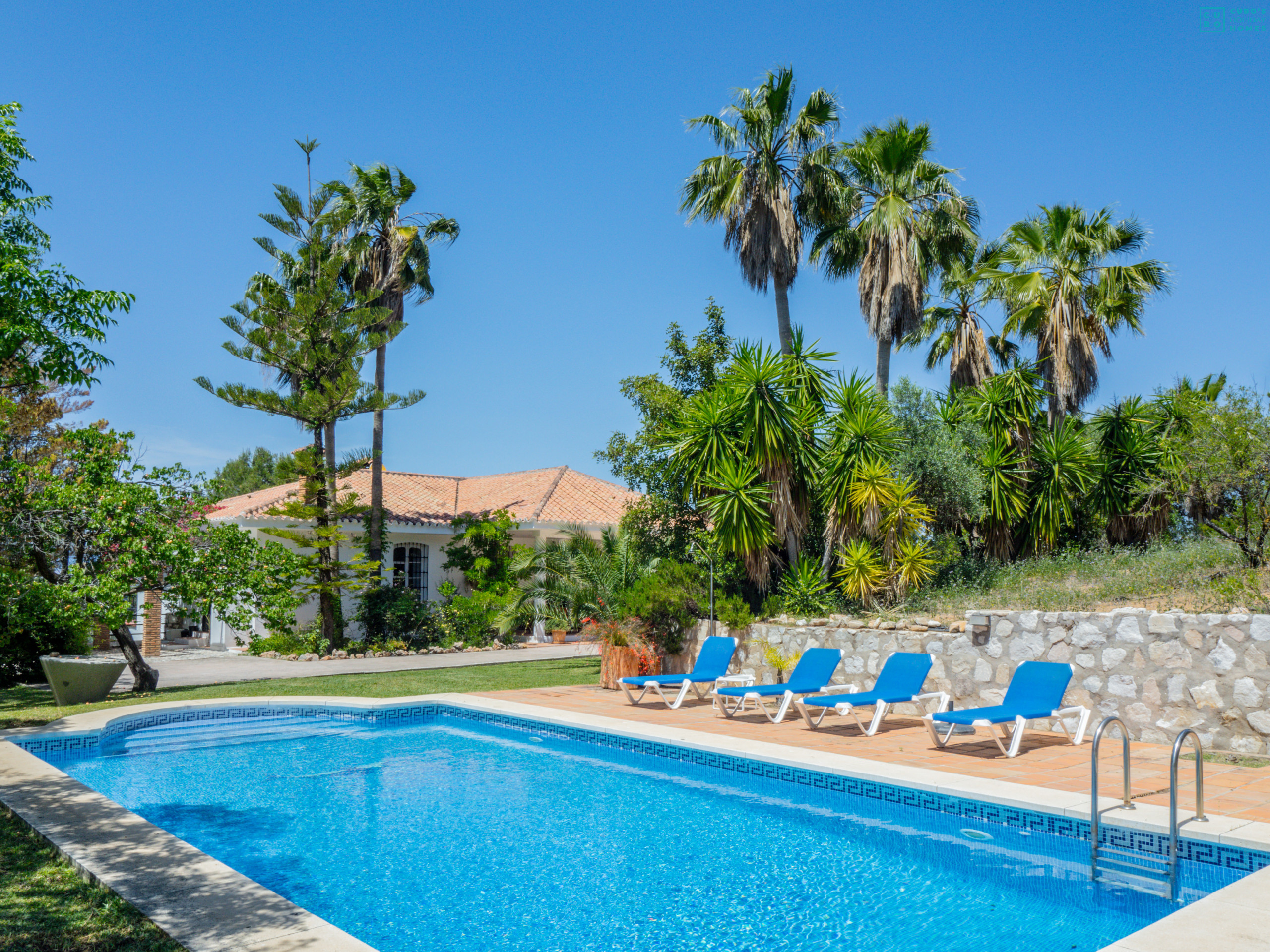 Maravillosa casa rural para 8 personas con piscina