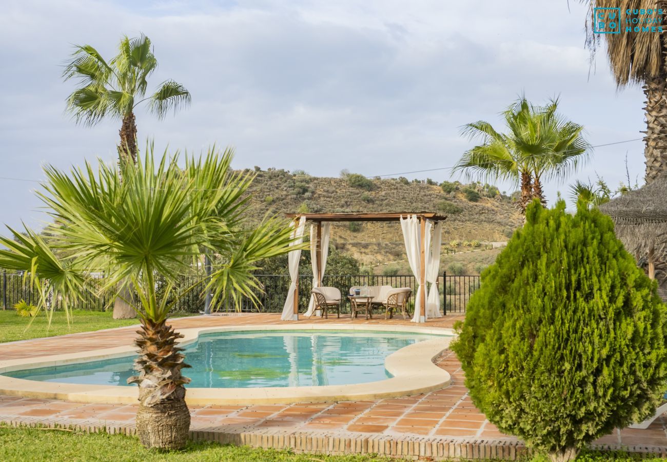 Casa rural en Alhaurín el Grande - Cubo's Finca La Deseada Family