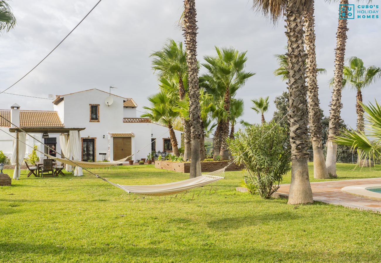 Casa rural en Alhaurín el Grande - Cubo's Finca La Deseada Family