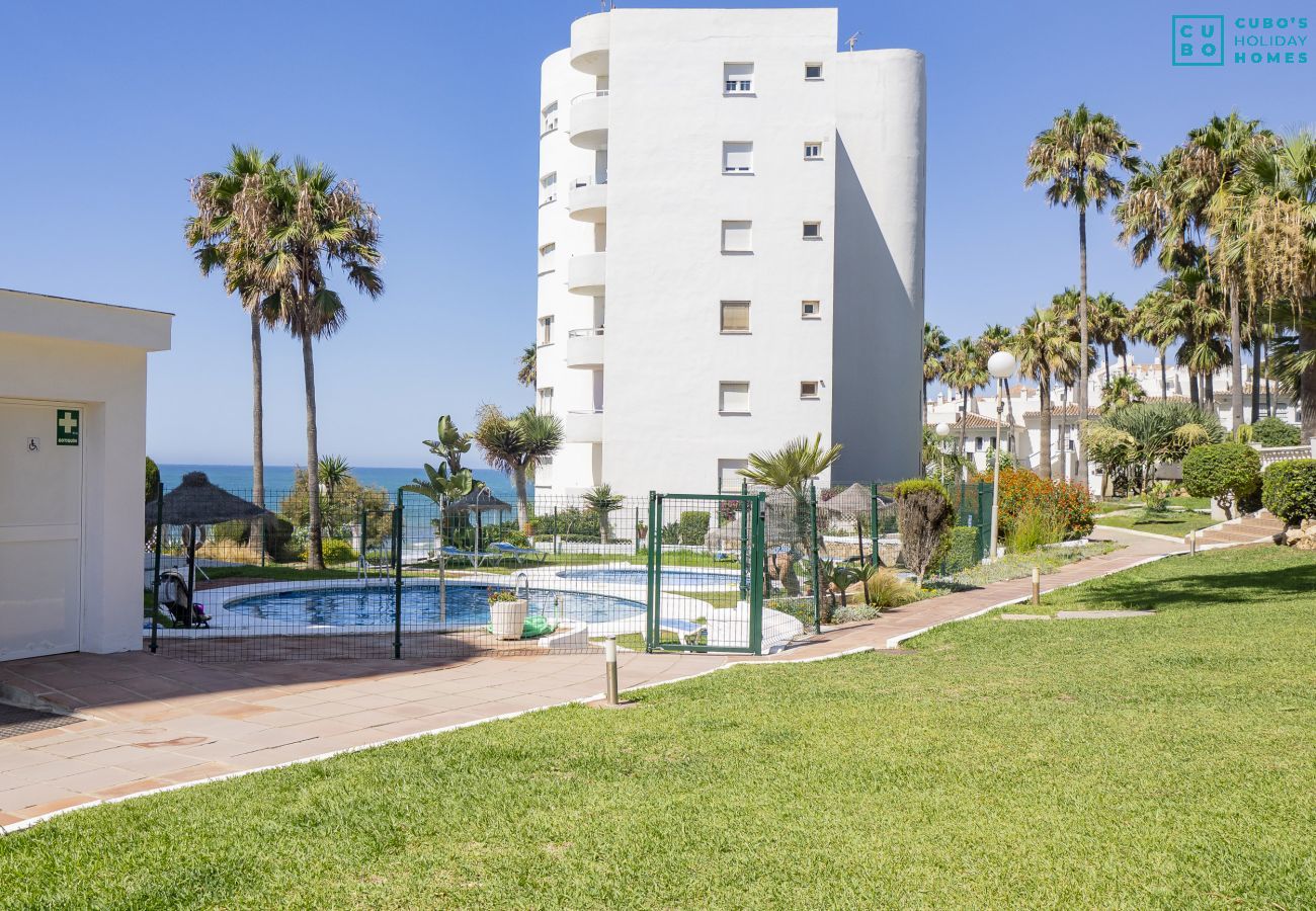 Apartamento en Mijas Costa - Cubo's La Bambera First Line Beach