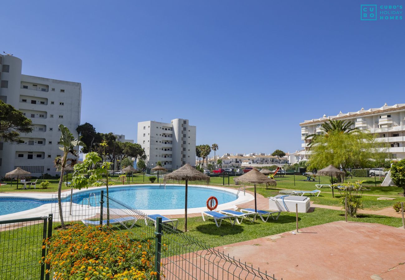 Apartamento en Mijas Costa - Cubo's La Bambera First Line Beach