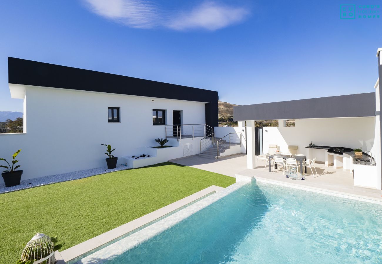 Moderna casa rural para 6 personas con piscina en Alhaurín