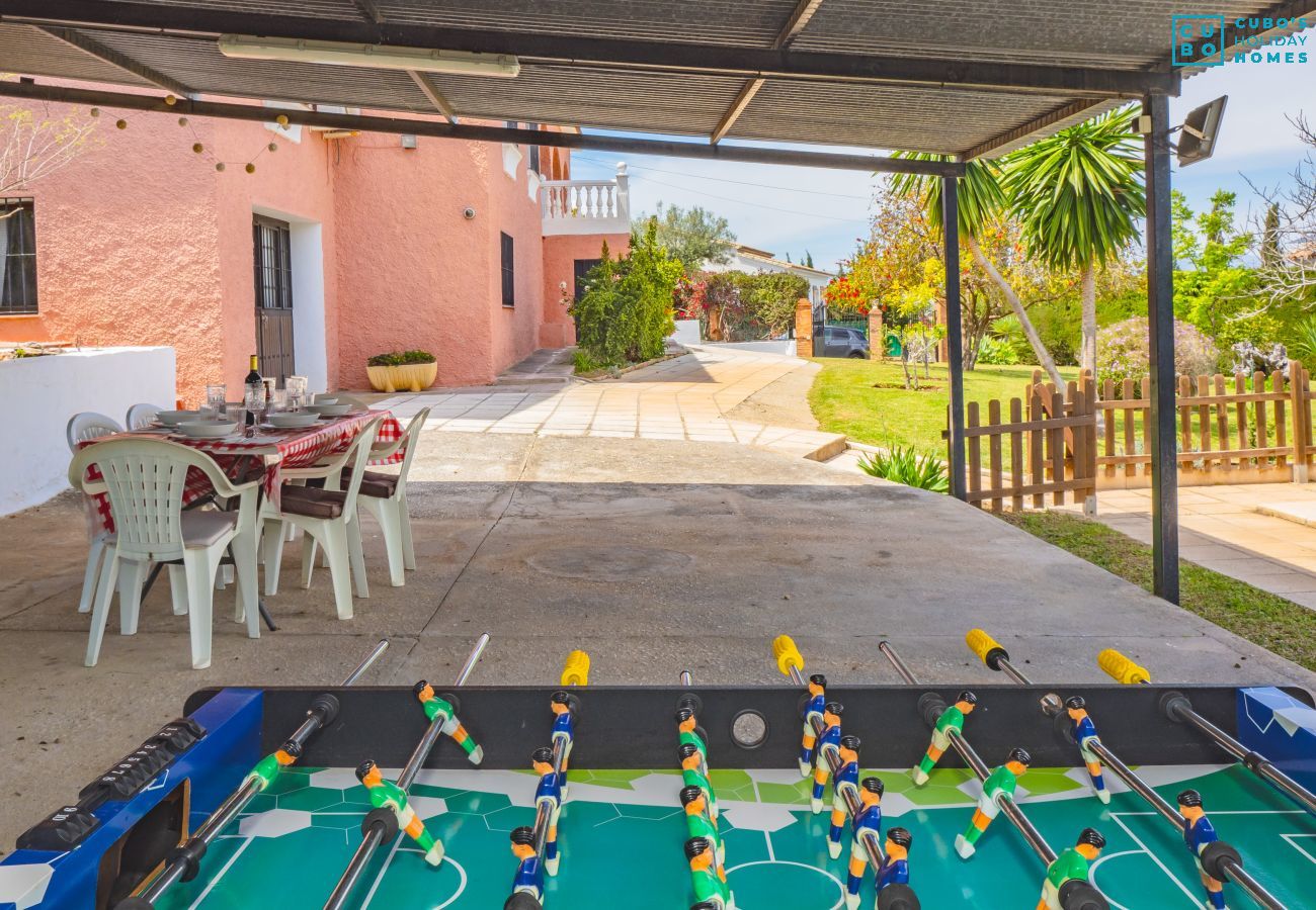 Casa rural en Alhaurin de la Torre - Cubo's Pink Townhouse Los Manantiales