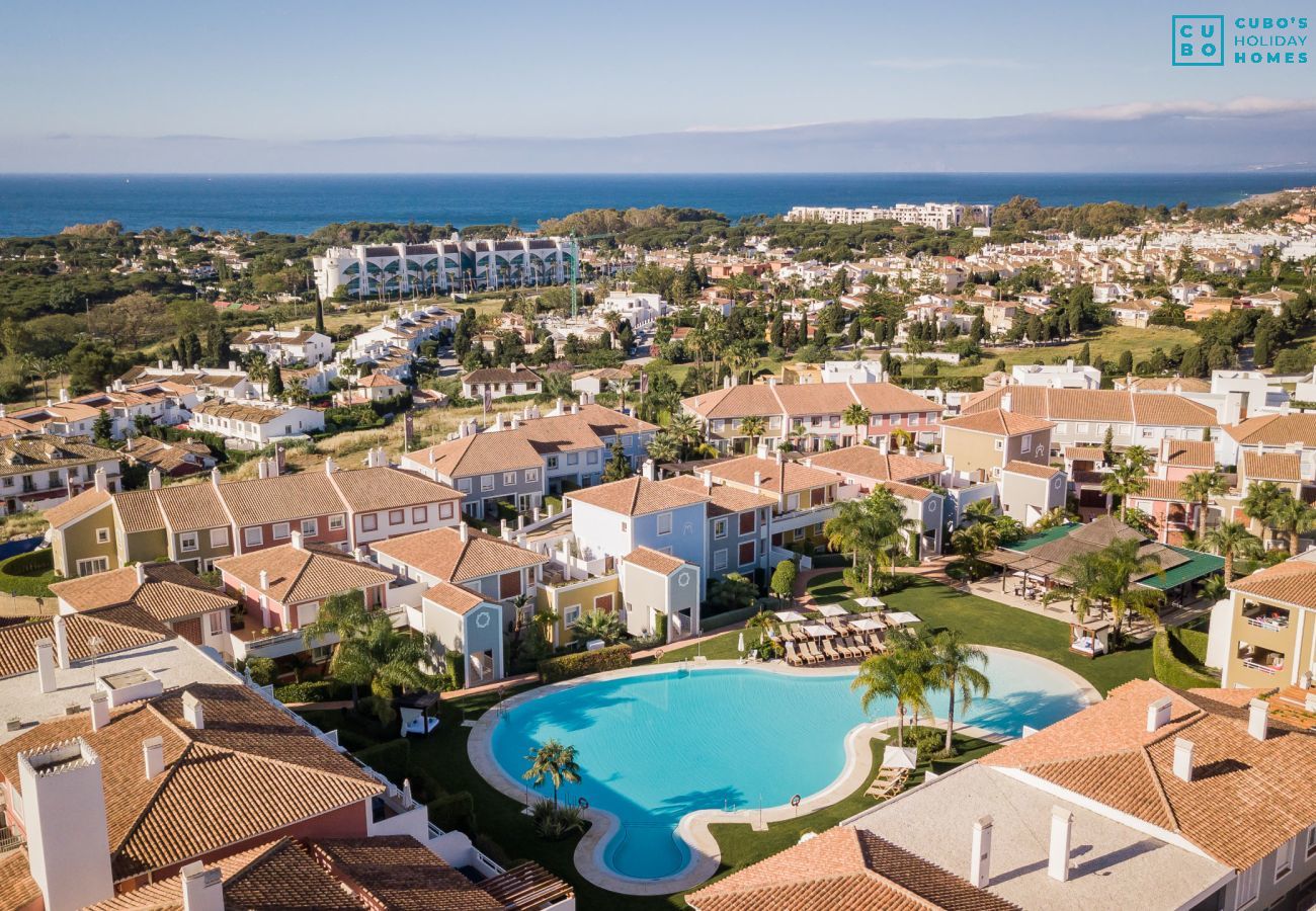 Apartahotel en Marbella - Cubo's Cortijo Del Mar Resort 6 PAX B1 2