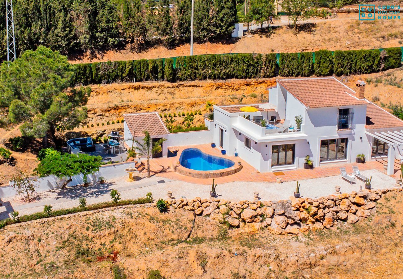 Casa rural en Alhaurín el Grande - Cubo's Los Olivos View Rural House