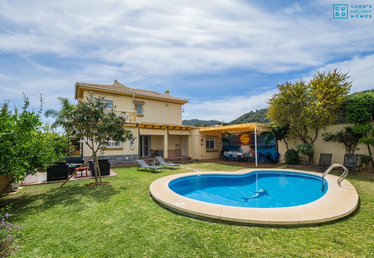 Villa en Alhaurin de la Torre - Cubo's Villa Sunray