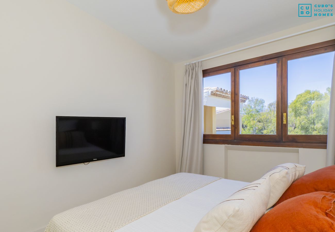 Apartamento en Marbella - Cubo's Atico Cabopino Port & Parking