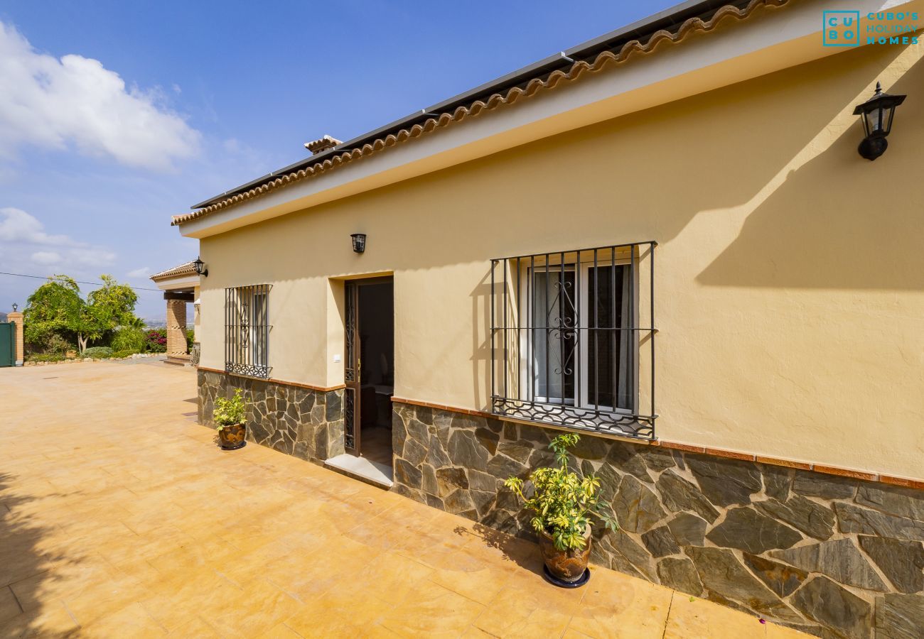 Casa rural en Alhaurín el Grande - Cubo's Casa Rural Los Lirios