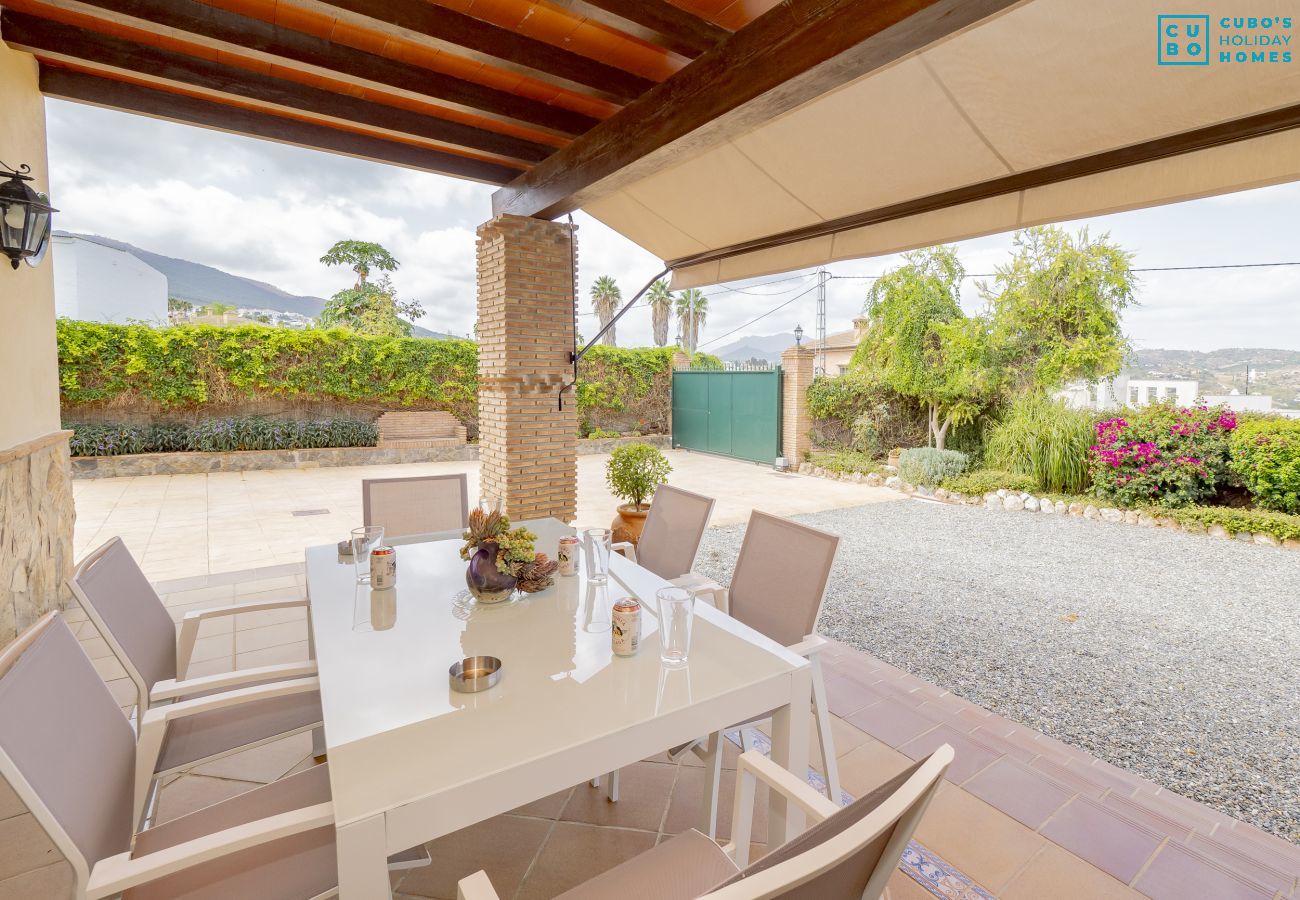 Casa rural en Alhaurín el Grande - Cubo's Casa Rural Los Lirios 6 pax