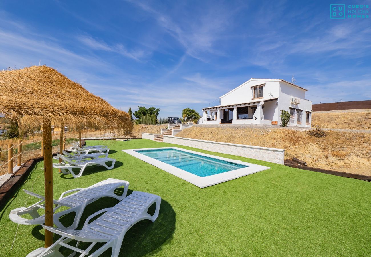 Maravillosa casa rural con piscina para 6 personas en Coín