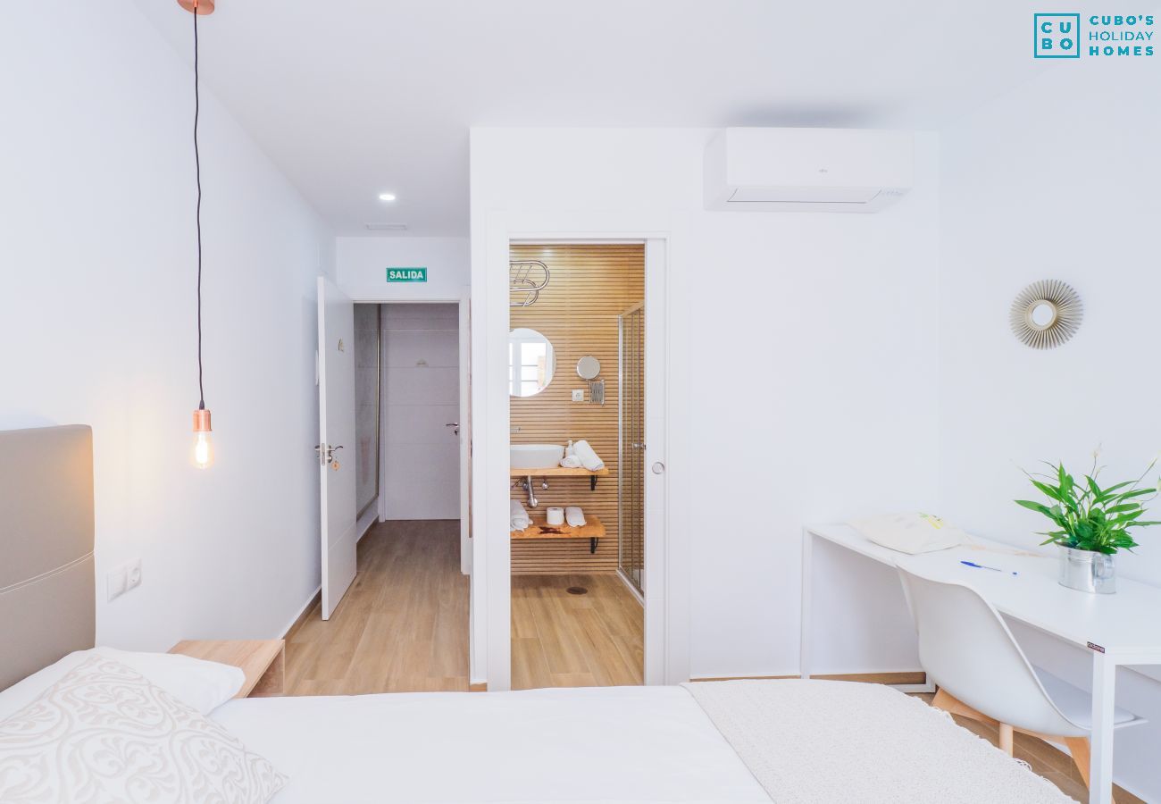 Alquiler por habitaciones en Torre de Benagalbon - Cubo's Hostal William's Sunny 4