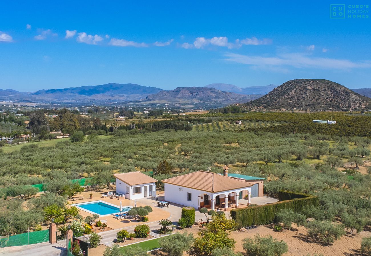 Cottage in Alhaurín el Grande - Cubo's Finca Villaverde