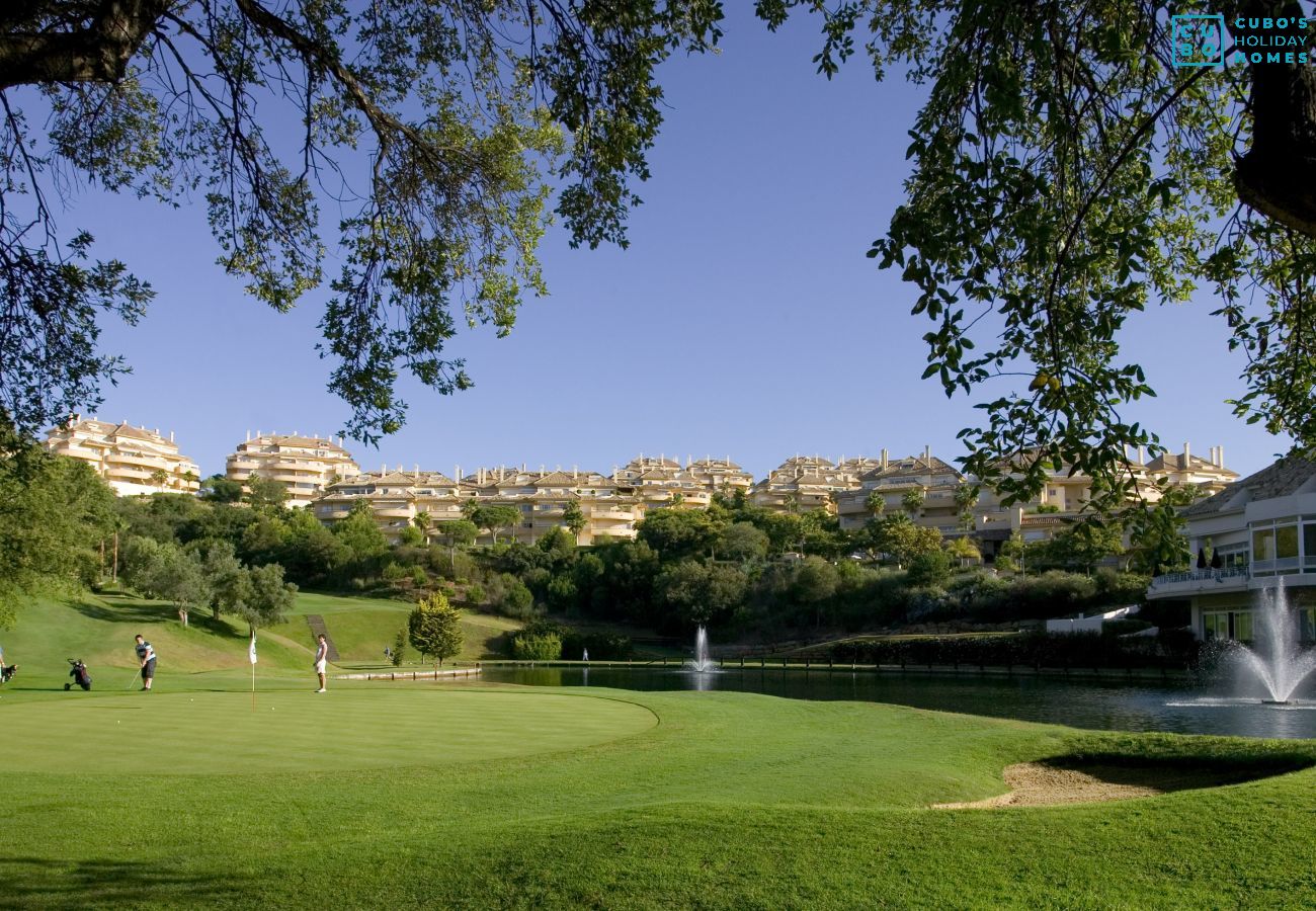 Golf course of this apartment in Marbella