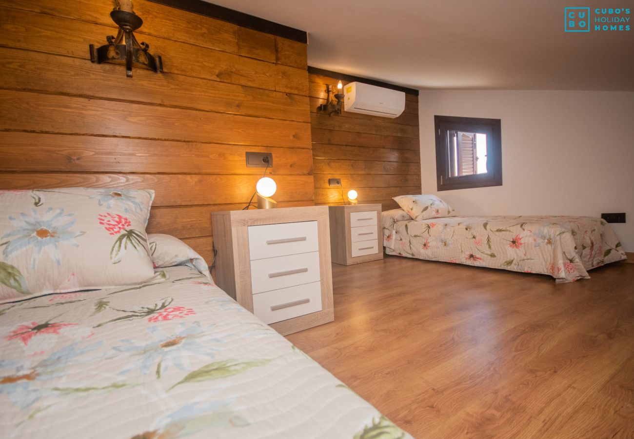 Bedroom of this villa in Alhaurín el Grande