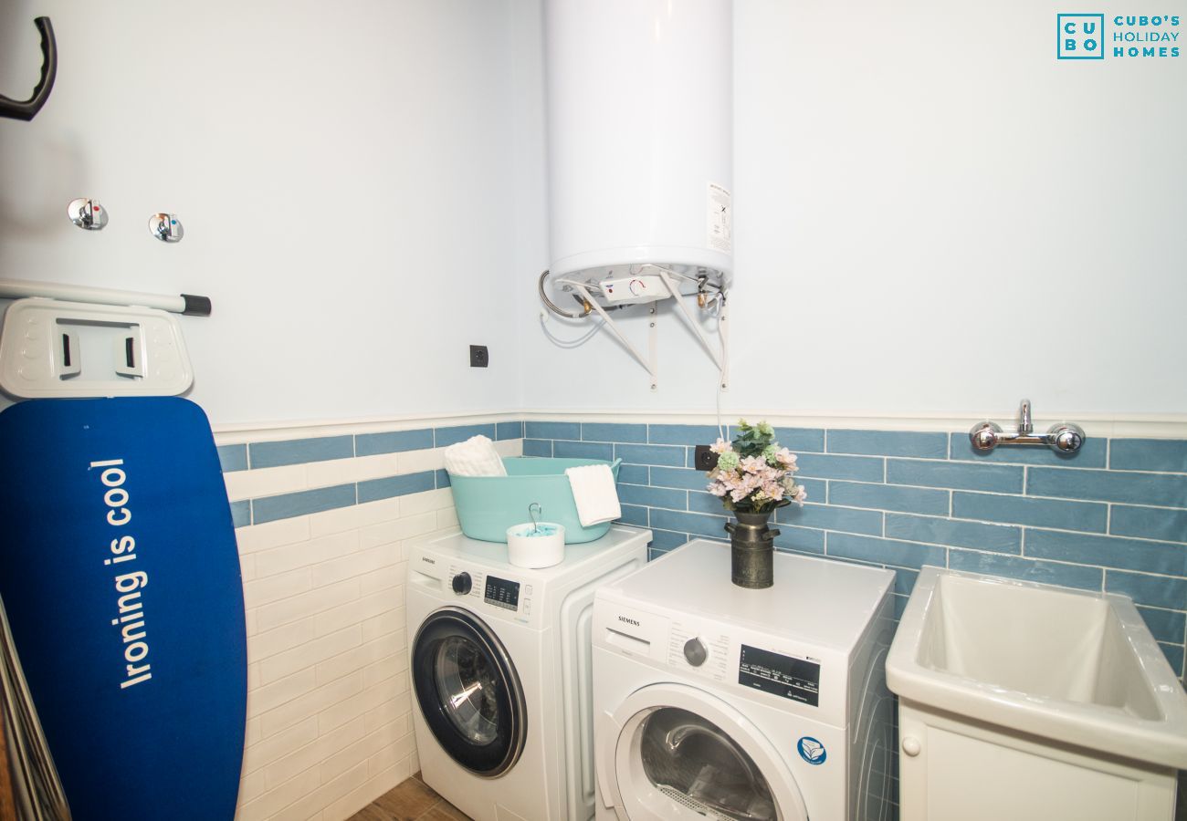 Laundry room of this villa in Alhaurín el Grande