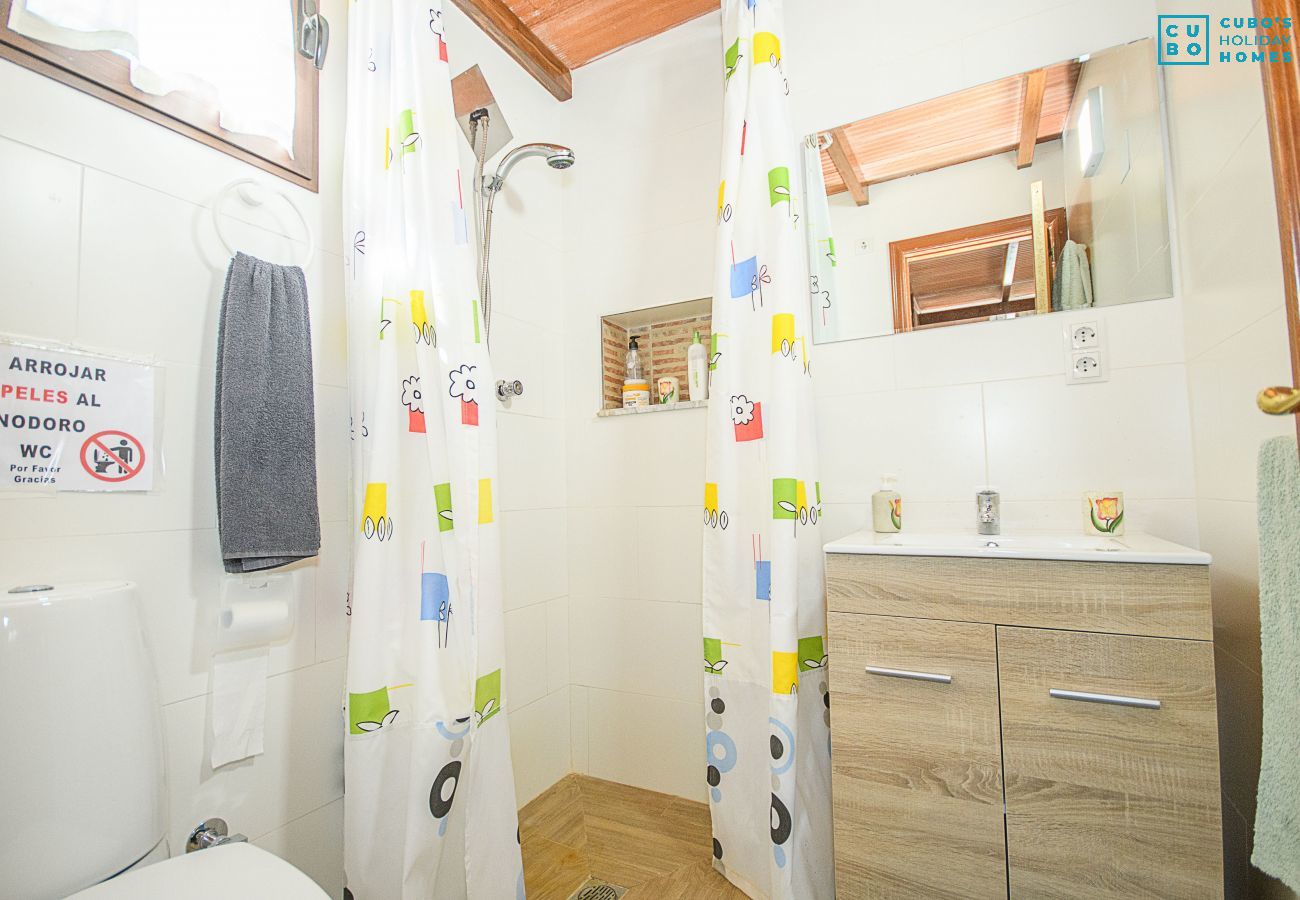 Bathroom of this house near El Caminito del Rey