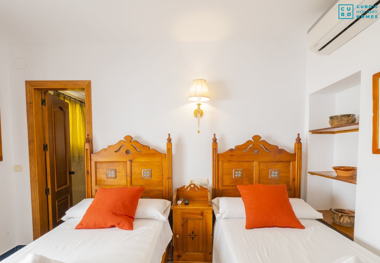 Rent by room in Tolox - Cubo's Hostal La Plaza Room 102 with Breakfast