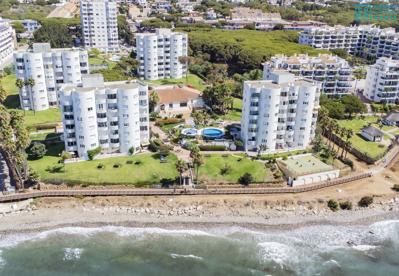 Apartment in Mijas Costa - Cubo's La Bambera First Line Beach