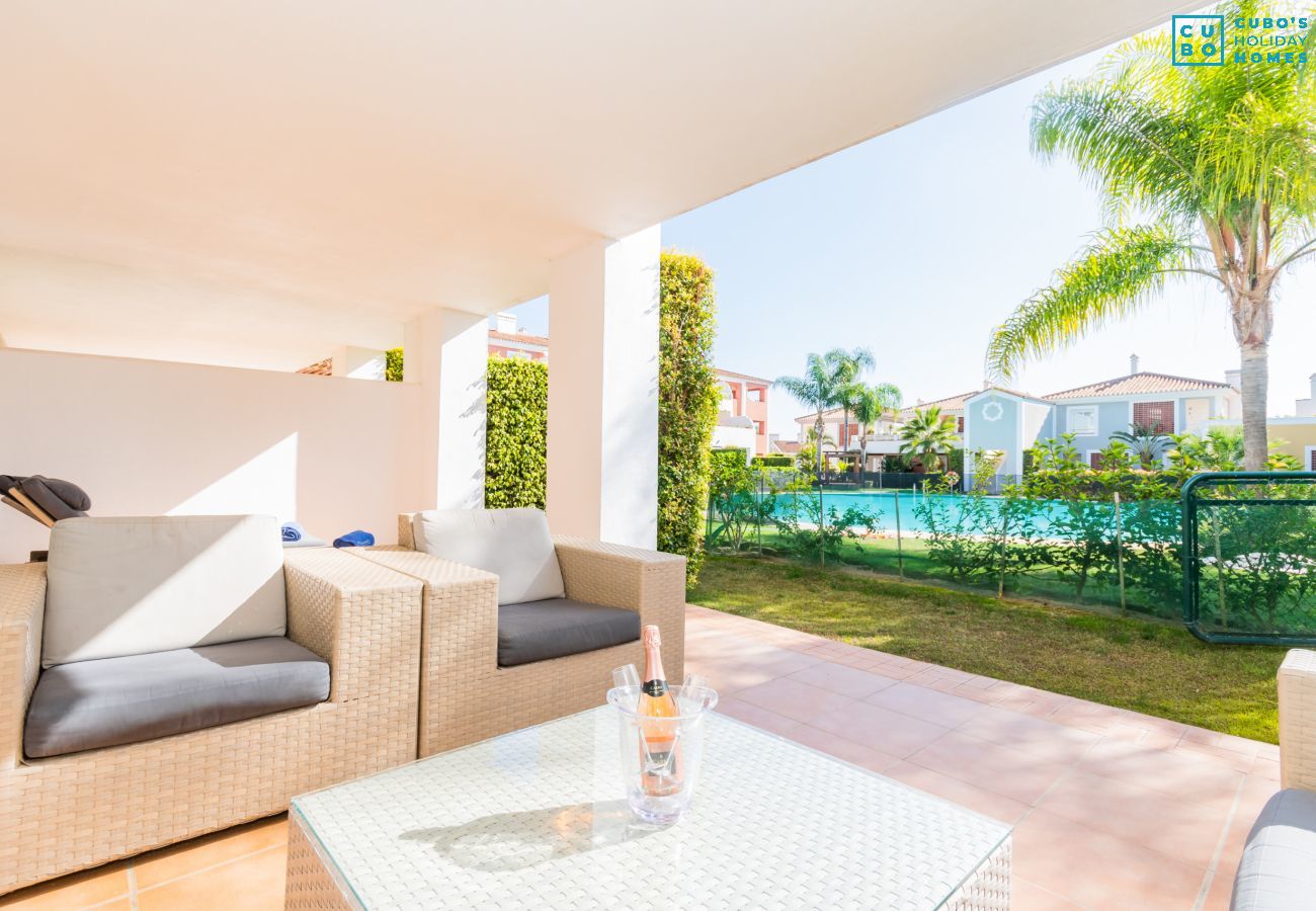 Aparthotel in Marbella - Cubo's Cortijo Del Mar Resort 6 PAX B1 2