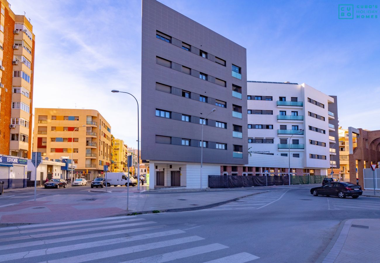 Apartment in Málaga - Cubo's La Union Apartment Pool Optional Parking