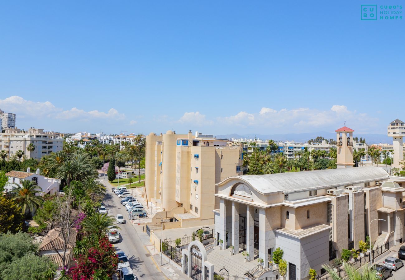 Apartment in Torremolinos - Cubo's Apartamento Sol y Arena Playamar