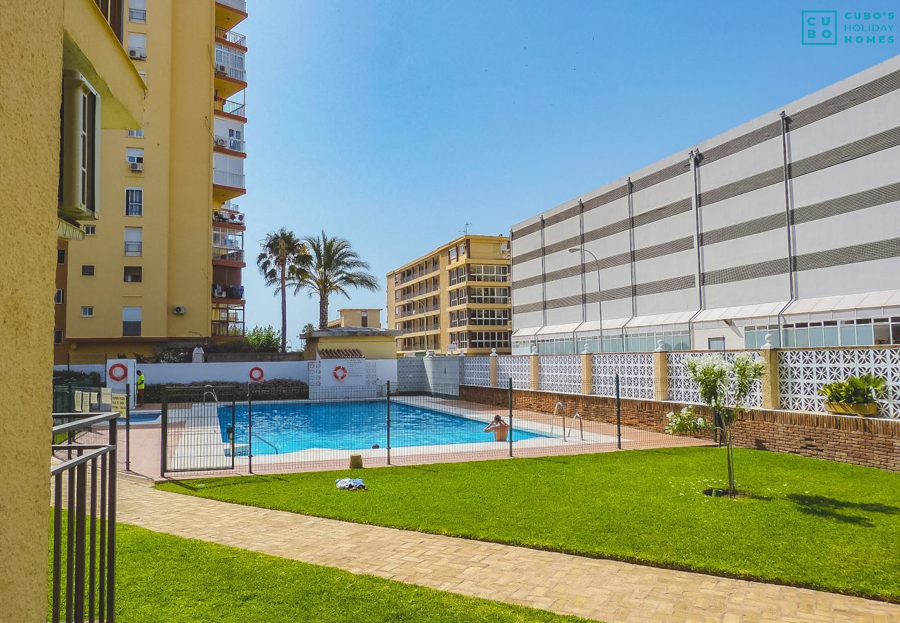 Apartment in Torremolinos - Cubo's Apartamento Sol y Arena Playamar