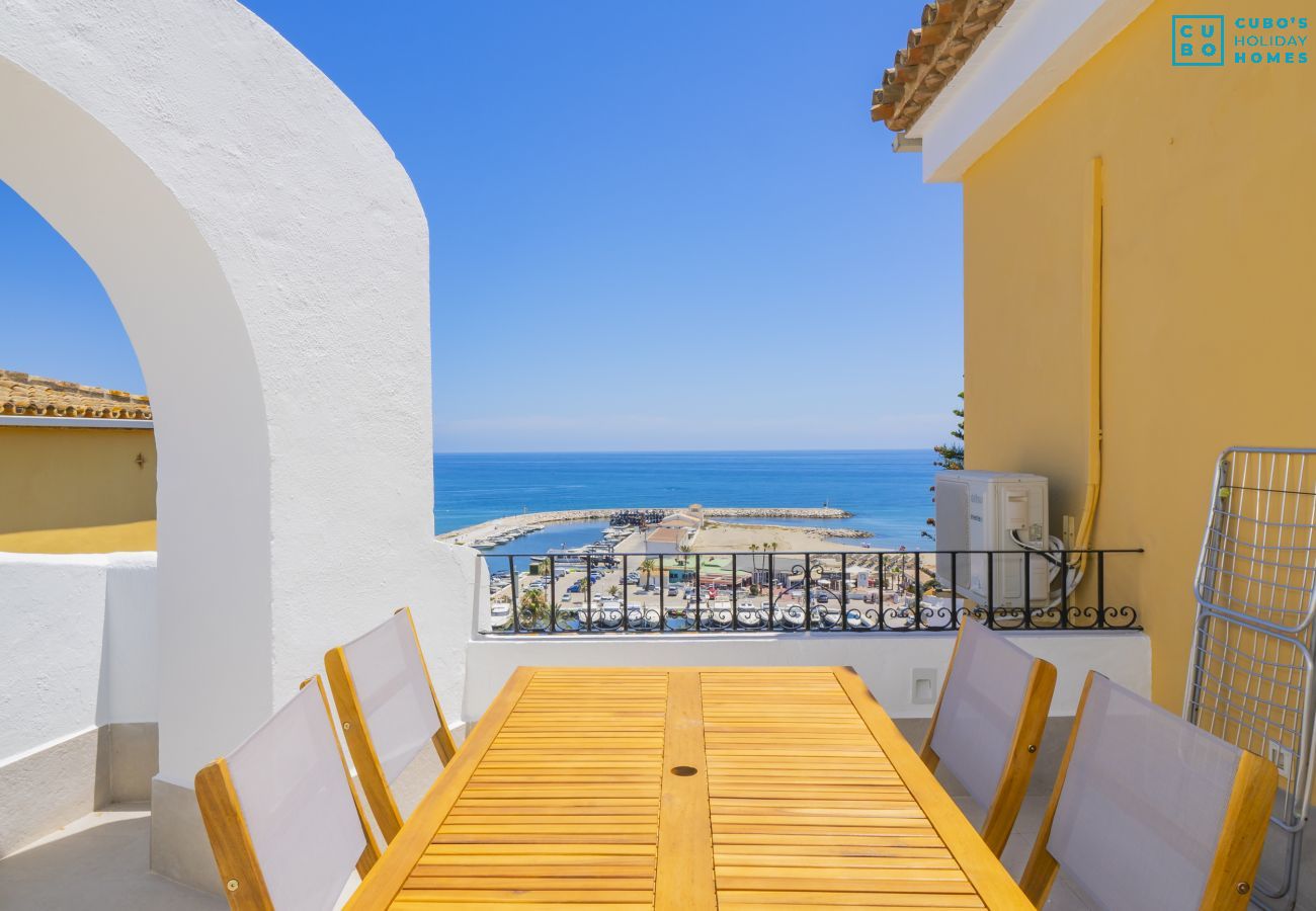 Apartment in Marbella - Cubo's Atico Cabopino Port & Parking