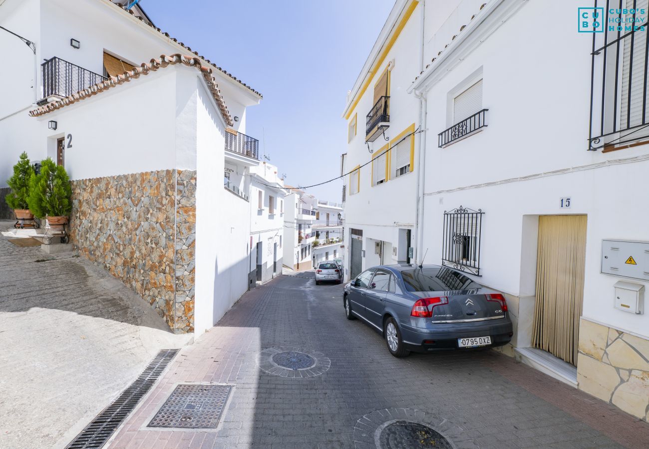 House in Ojen - Cubo's Casa Mariposa near Marbella