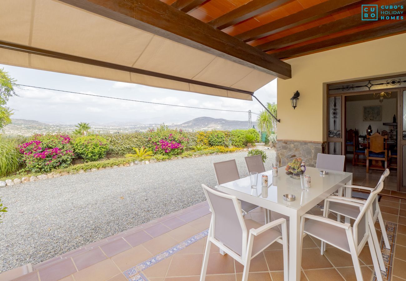 Cottage in Alhaurín el Grande - Cubo's Casa Rural Los Lirios 6 pax