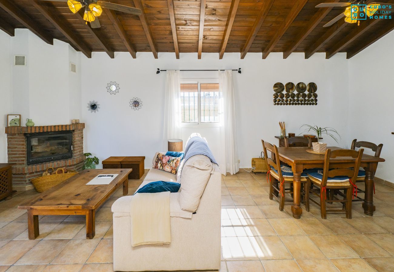 Cottage in Alhaurín el Grande - Cubo's Casa Rural La Oliva