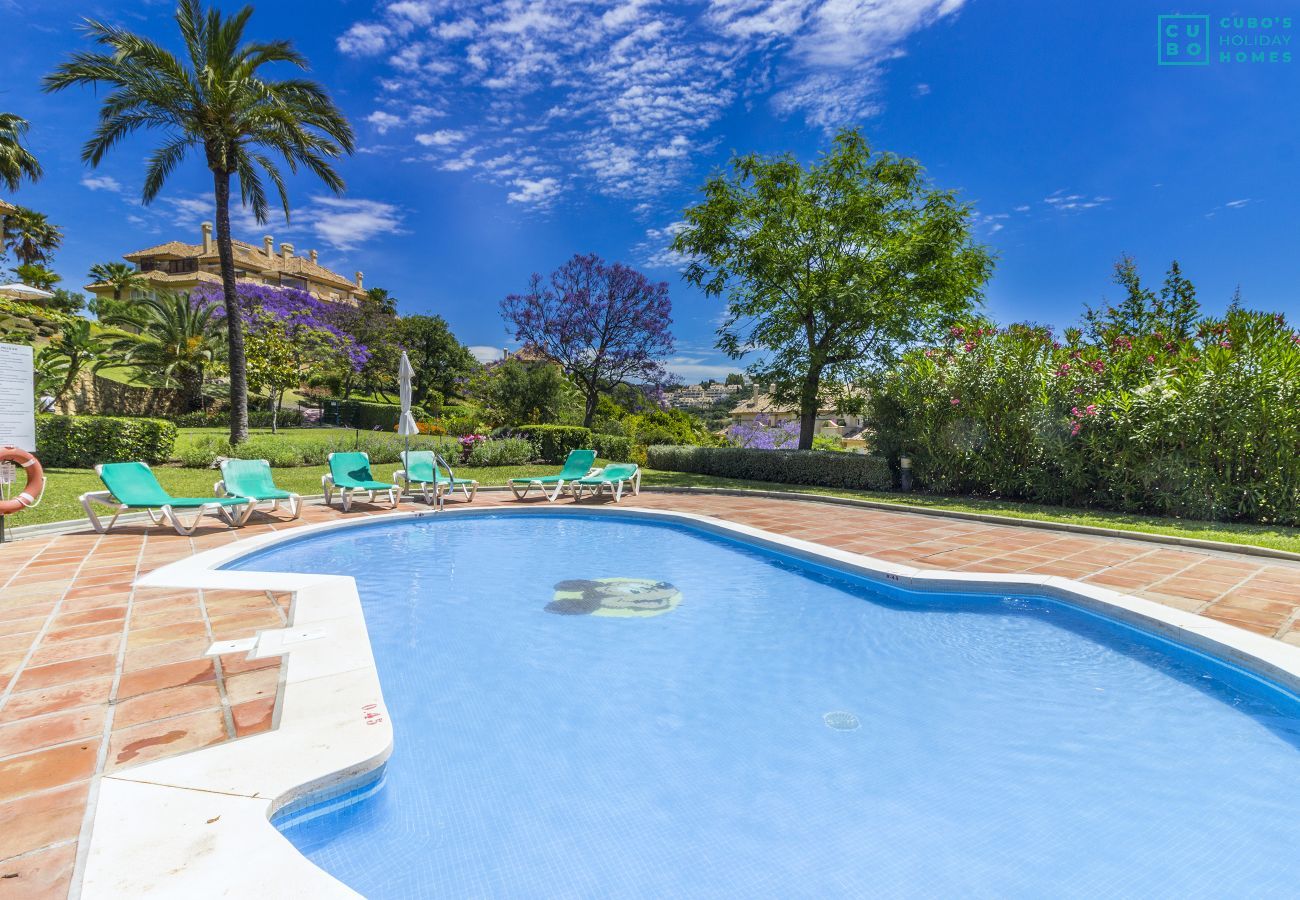 Piscine de cet appartement à Marbella