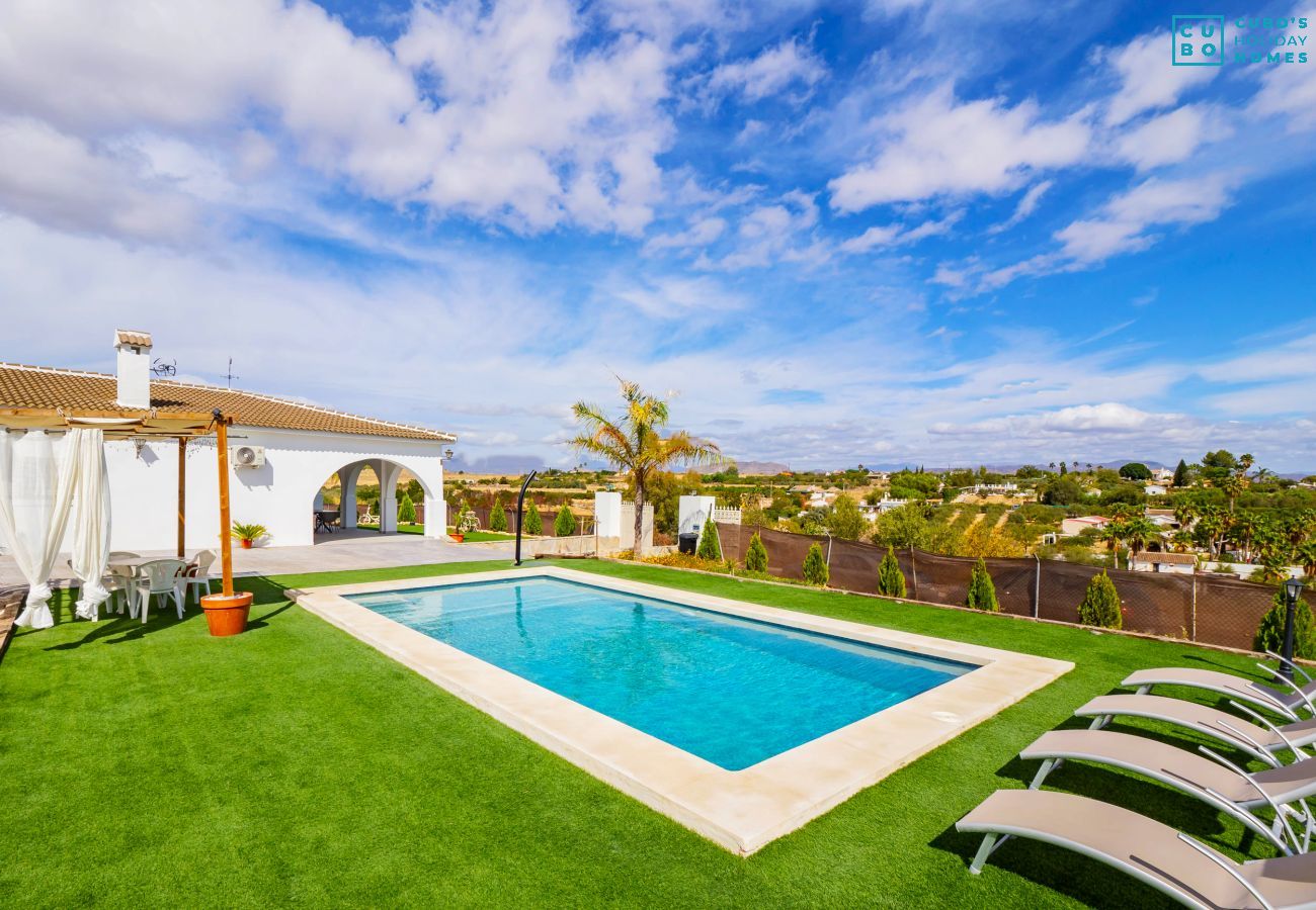 Gîte Rural à Alhaurín el Grande - Cubo's Casa El Sueño de los Abuelos Privacy Pool