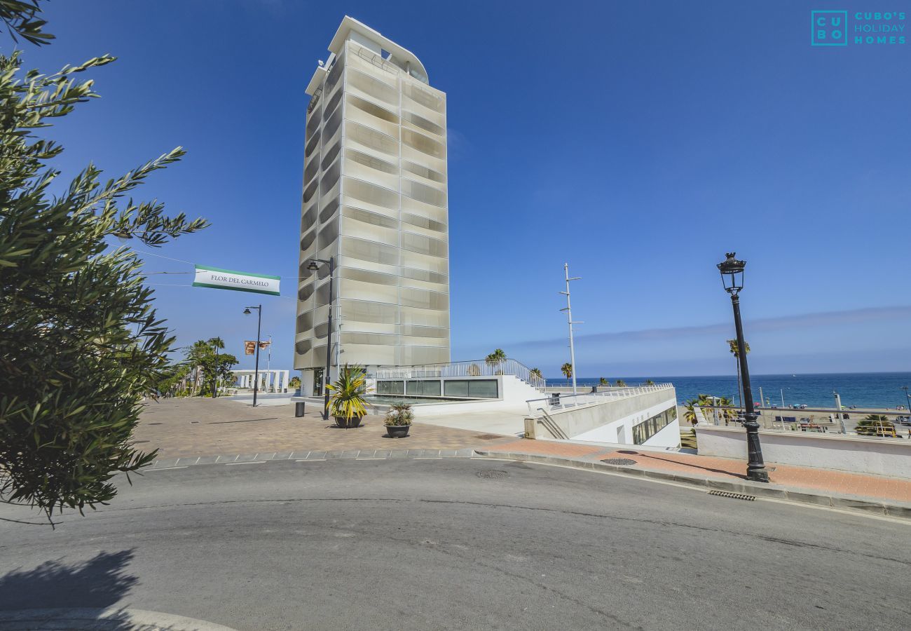 Appartement à Estepona - Cubo's Estepona Oceanview Apartment & Free Parking