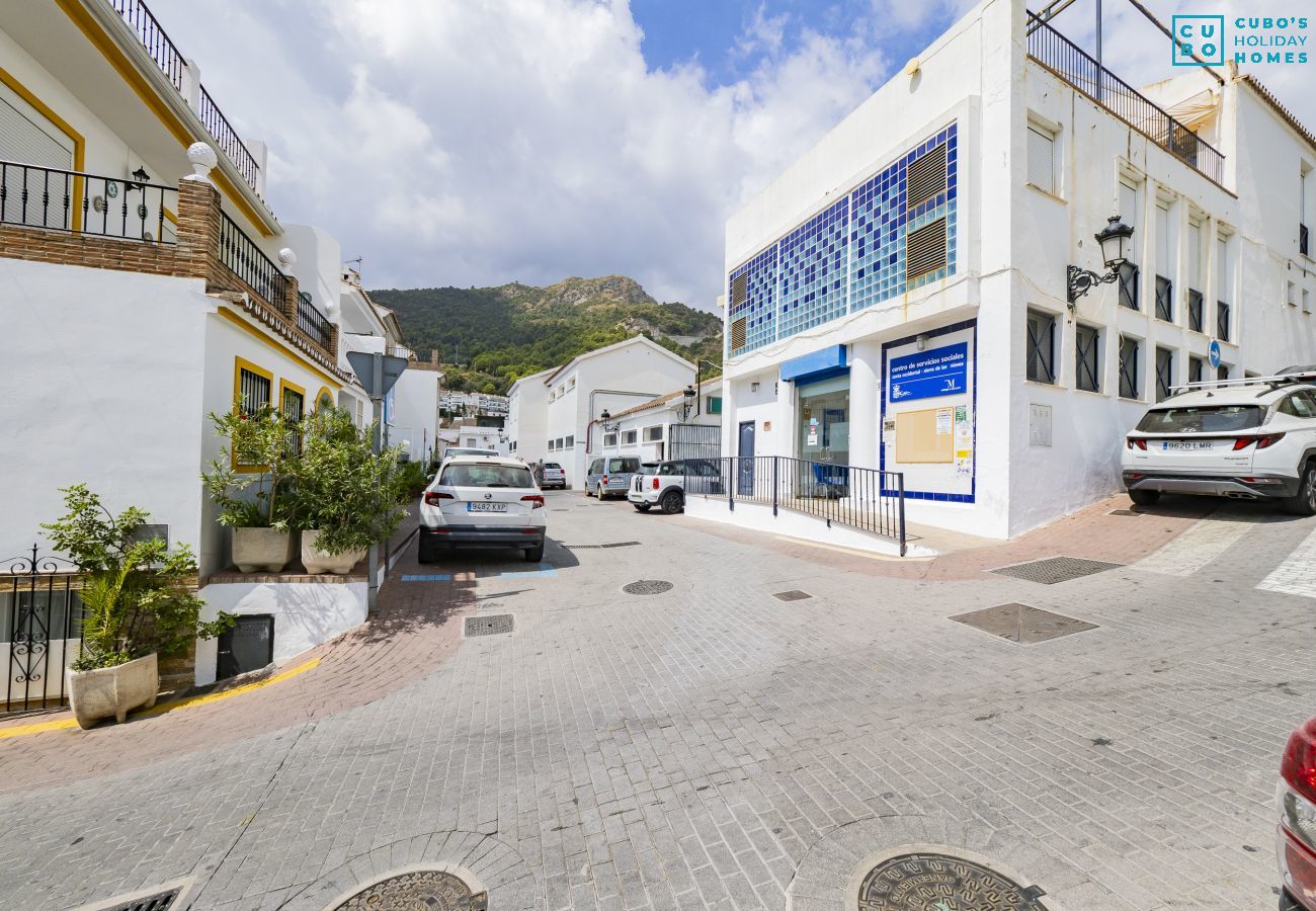 Maison à Ojen - Cubo's Casa Mariposa near Marbella